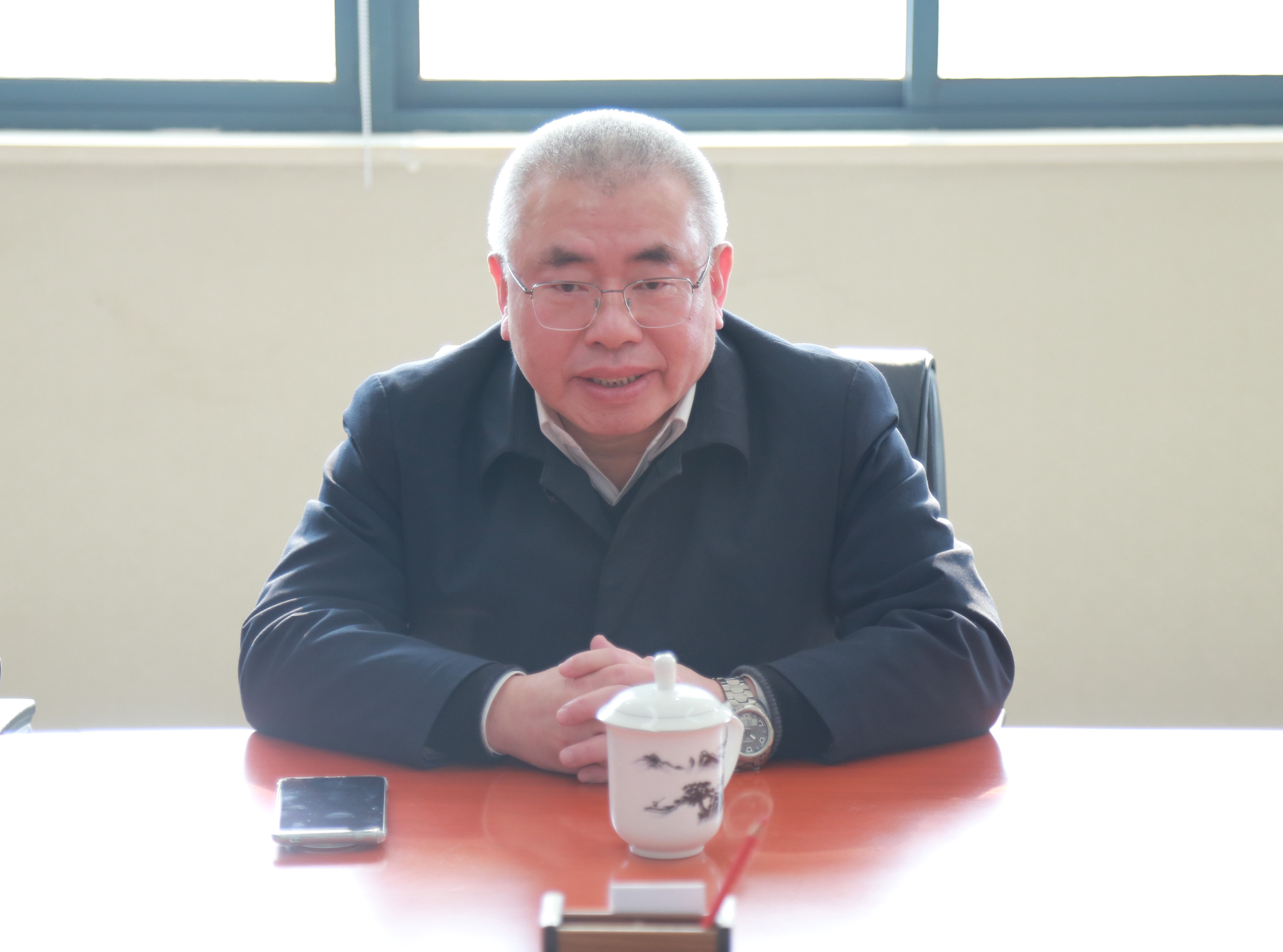 集團(tuán)公司黨委書記、董事長、總經(jīng)理?xiàng)畎矅鞴ぷ髦笇?dǎo).JPG